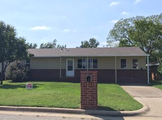 313 NE Cummings Ave, Bartlesville, OK 74006