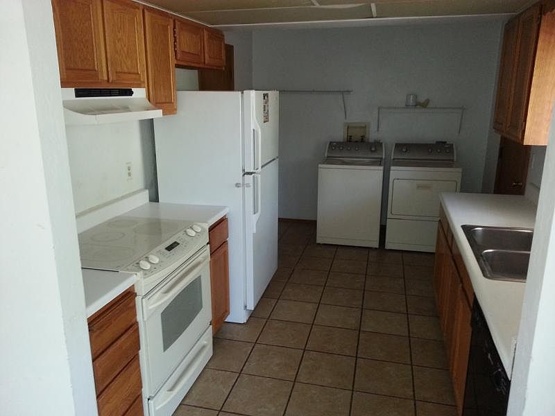 2nd image of 110 Plateau Ct #110