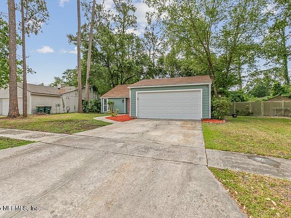 3rd image of 3912 PINE BREEZE Road S