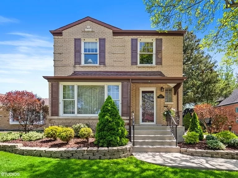 11423 S Oakley Ave, Chicago, IL 60643 | Zillow