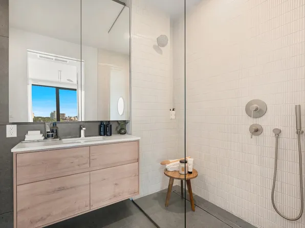 880 Atlantic Avenue image 10 of 39