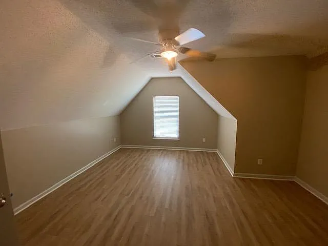 385 Dogwood Springs Dr — Photo 12