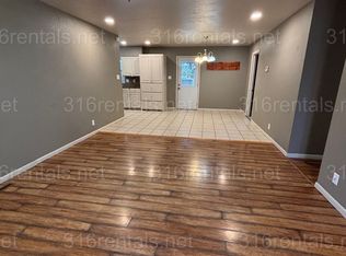 1210 W 1st Ave, El Dorado, KS 67042