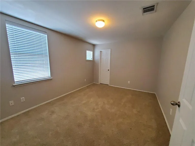 11208 Ashbrook Dr — Photo 14