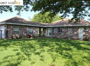 25147 N Graham Rd, Acampo, CA 95220