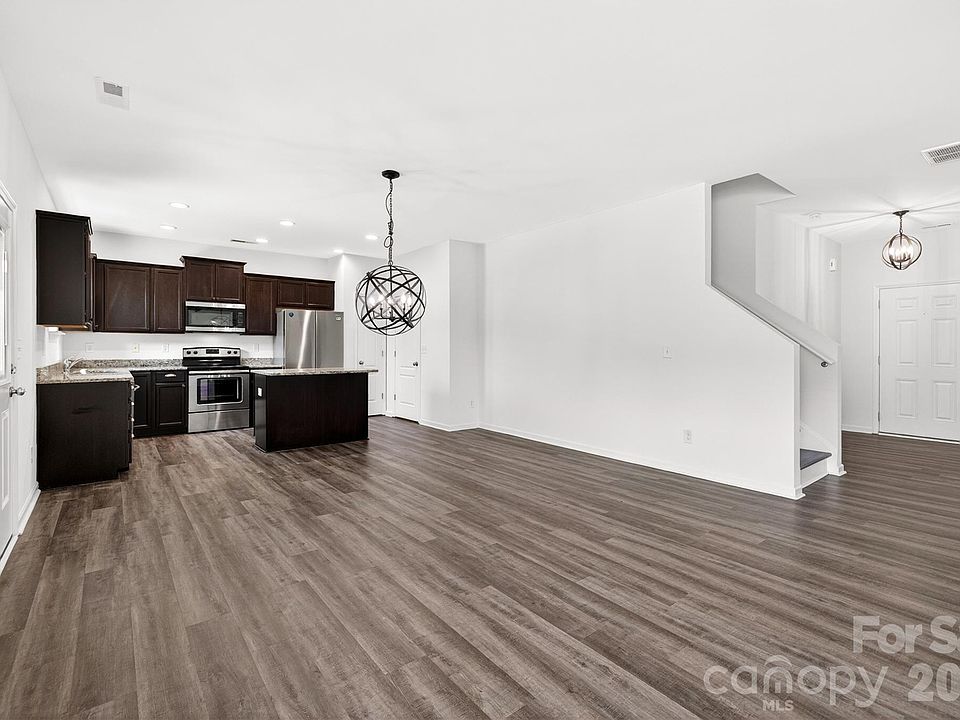 1st image of 9013 Magnolia Lily Ave