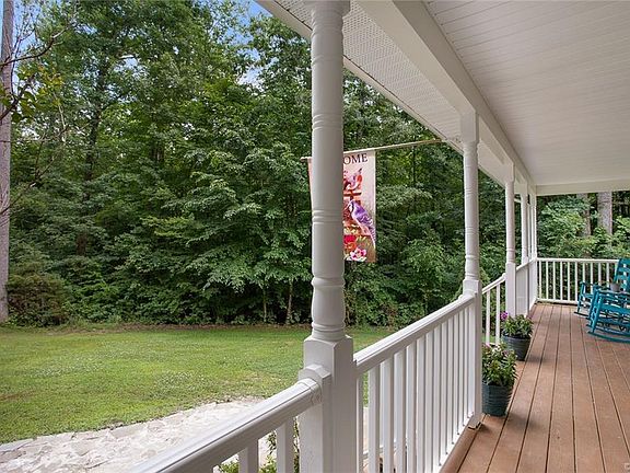 5th image of 16451 Horseshoe Ln