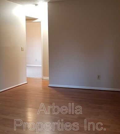 4th image of 103 S Beech St APT 2