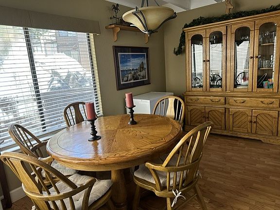 4th image of 159 Holly Ln