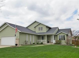 300 Inverness Dr, Mankato, MN 56001