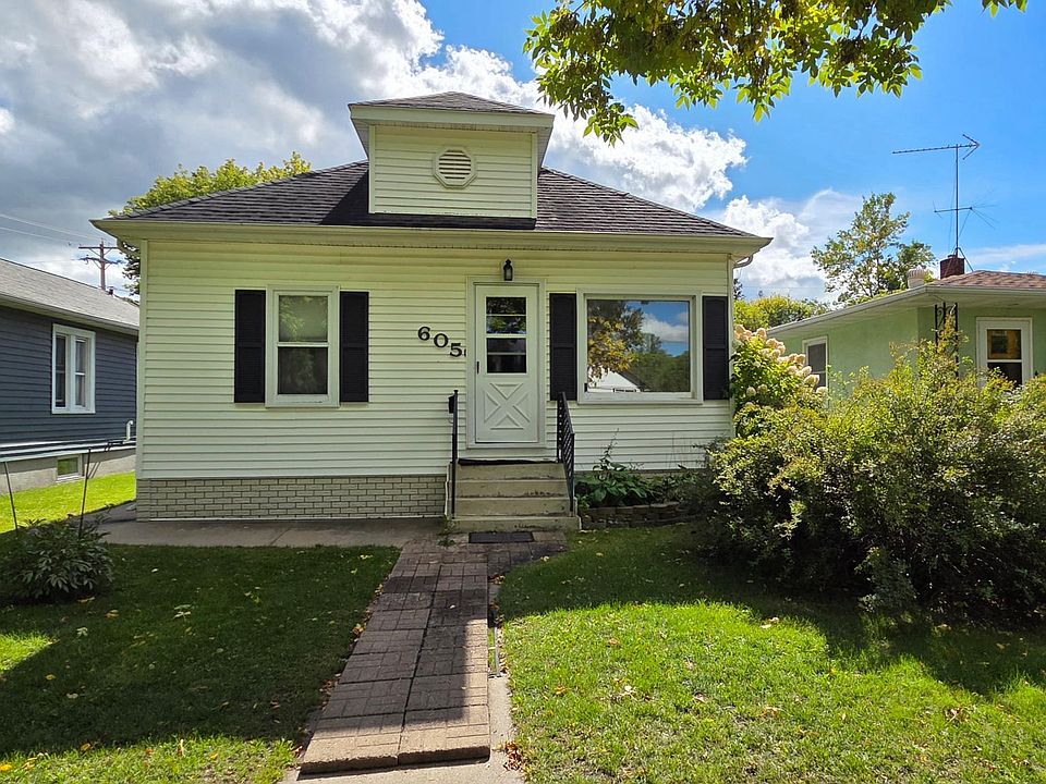 1st image of 605 7th St