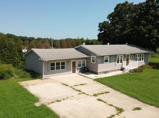 42060 County Highway 10, Nebo, IL 62355