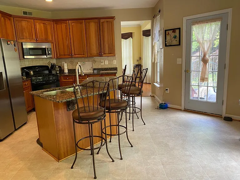 3128 Tulip Tree Pl — Photo 5