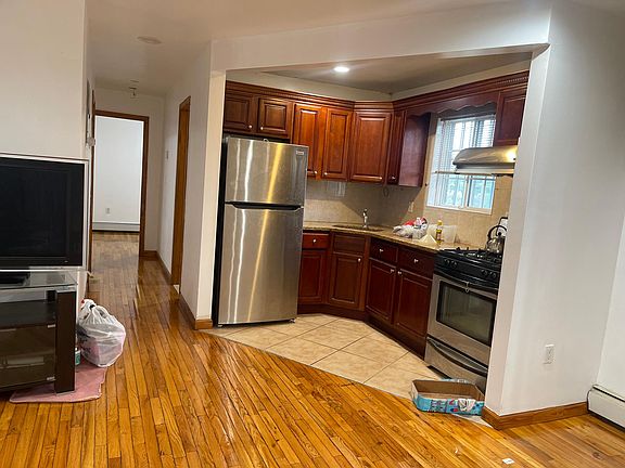 2nd image of 6112 168th St Floor 1