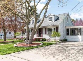 1103 Shady Ln, Tecumseh, MI