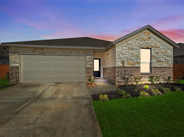 907 Heaven Dr, Beasley, TX 77417