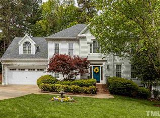 107 Crickentree Dr, Cary, NC 27518