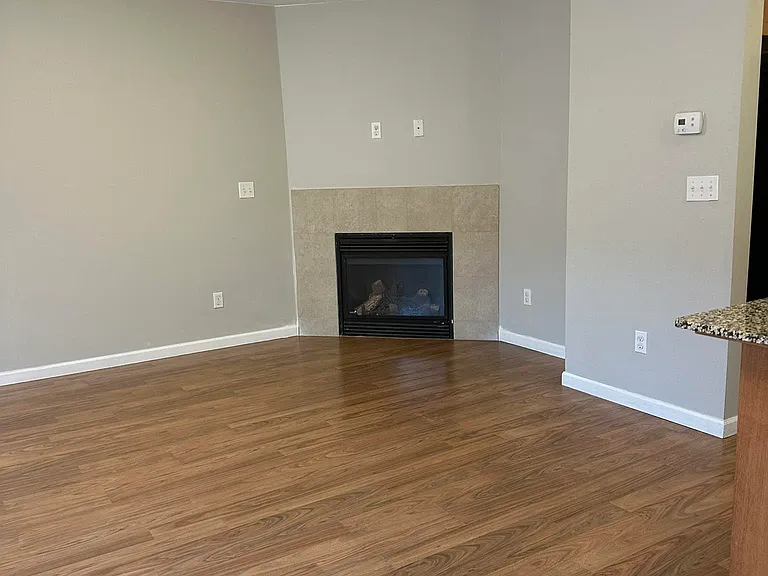 8730 SE Steele St — Photo 5