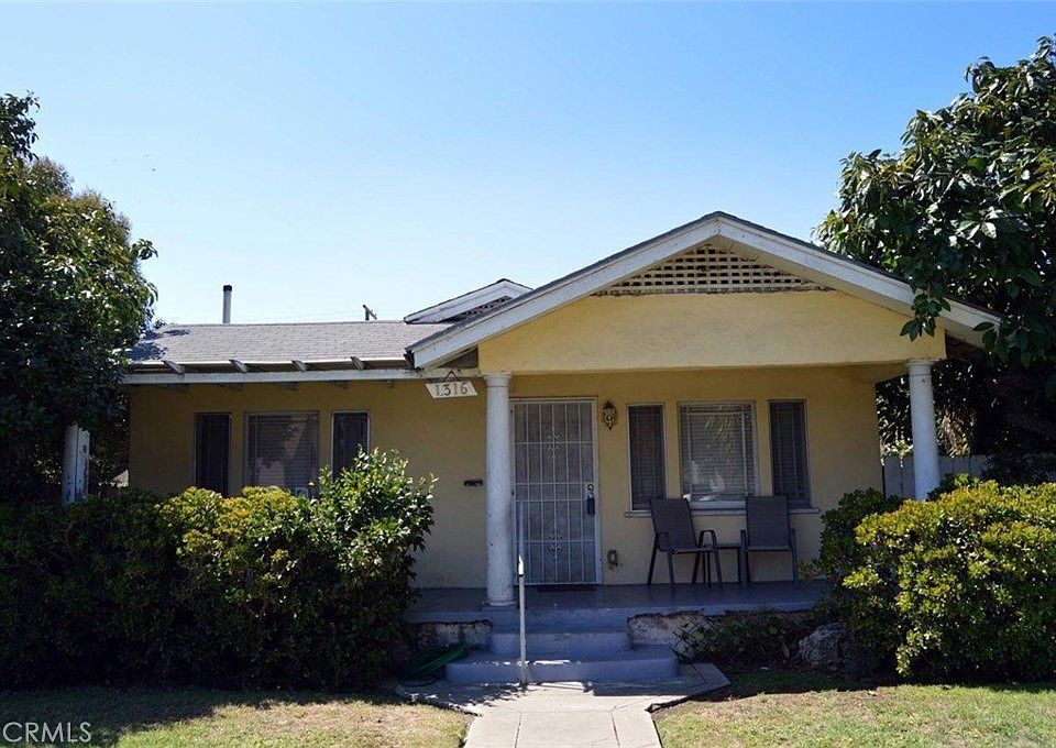 1st image of 1316 W 61st St