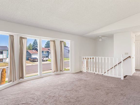 5th image of 114 E Houghton Ave