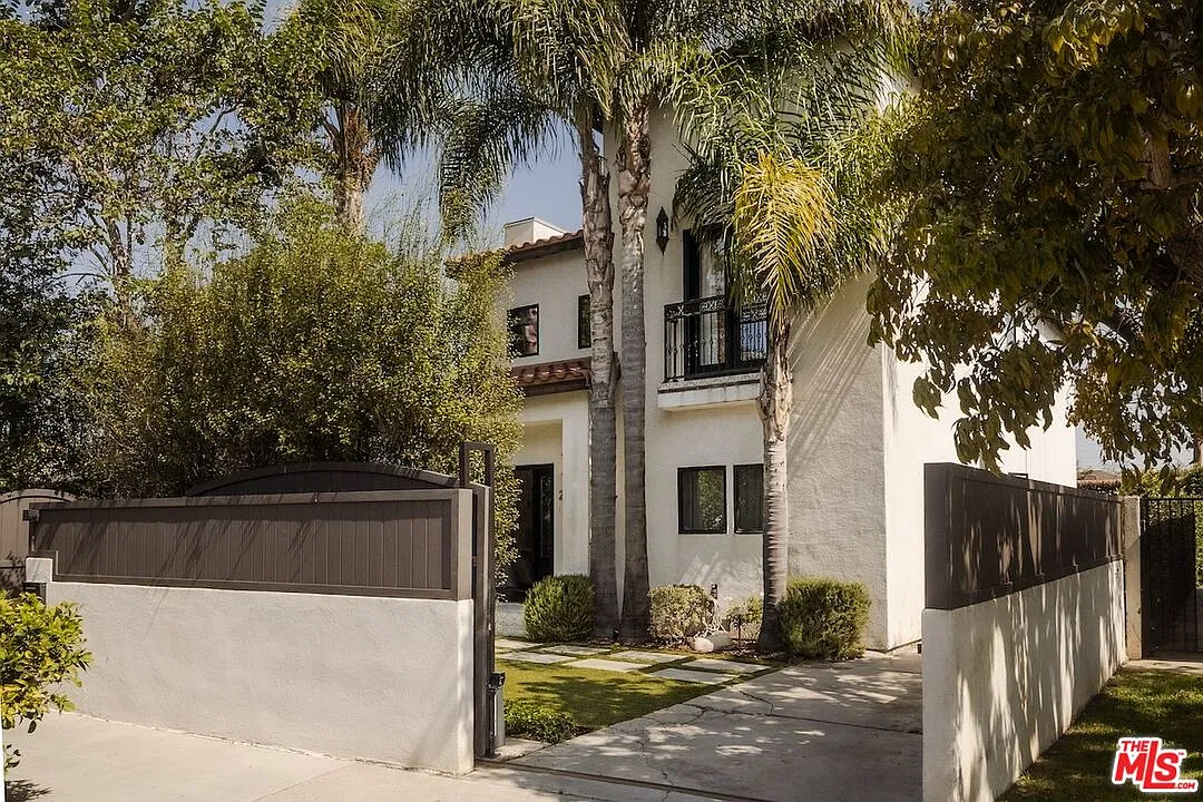 4 bed, 3.0 bath, 2844 sqft, $12,000 — Photo 1