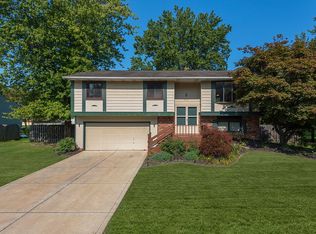 8760 Yellowstone Pkwy, Olmsted Township, OH 44138