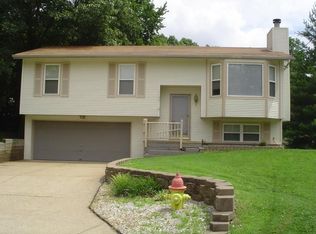 1100 New Towne Rd, Arnold, MO 63010