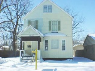 2404 Gilboa Ave, Zion, IL 60099