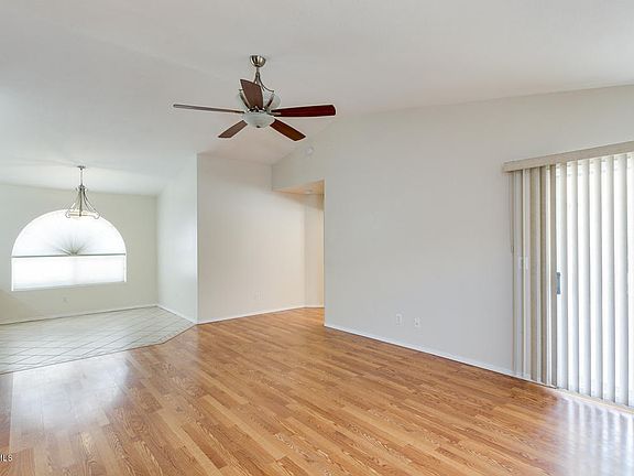 2nd image of 1210 W Myrna Ln