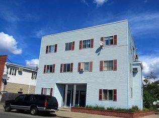 217-221 Highland Ave #3, Malden, MA 02148