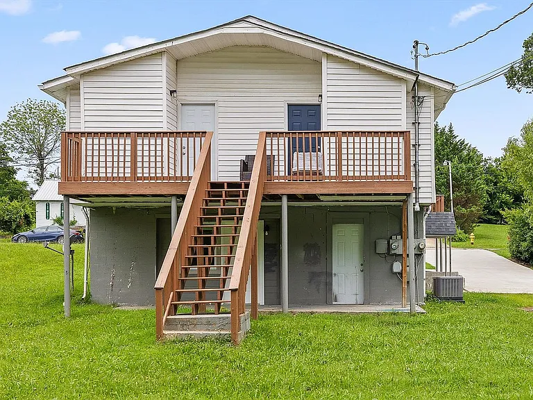 200 S Aster Ave #C — Photo 27