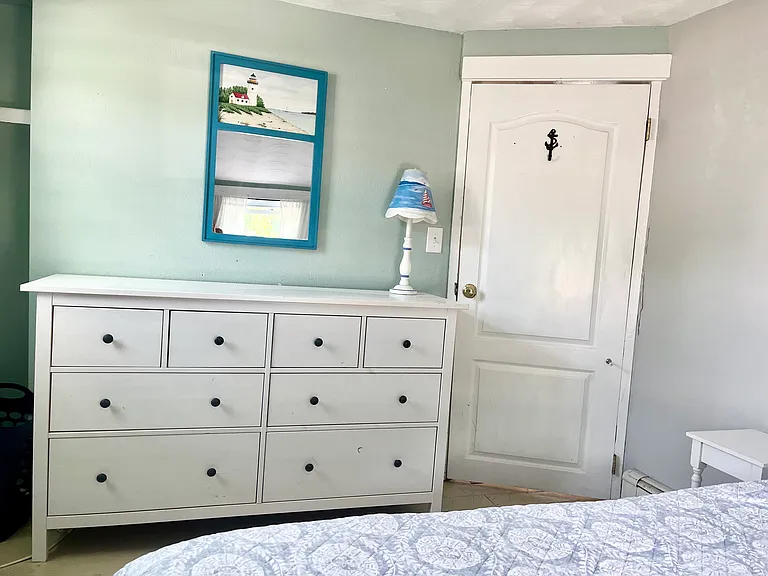 76 Silver Beach Ave — Photo 13