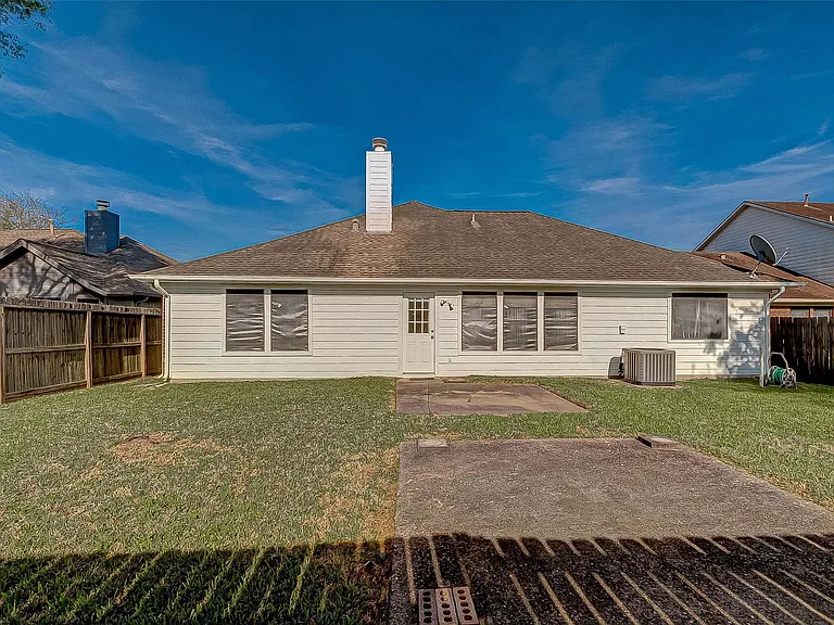 125 Barbetta Ct — Photo 44
