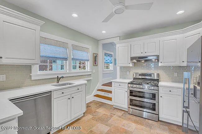 1405 4th Ave — Photo 23