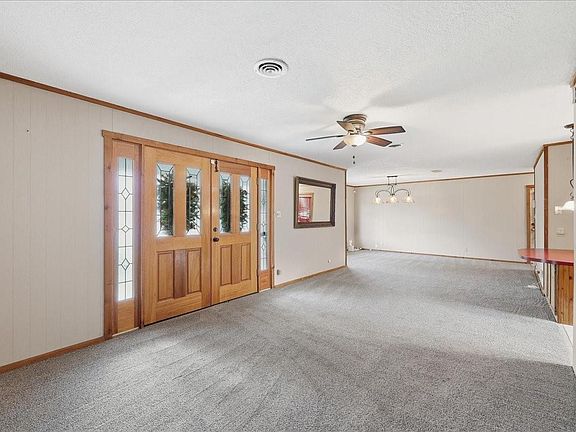 4th image of 5320 Lincoln Ave