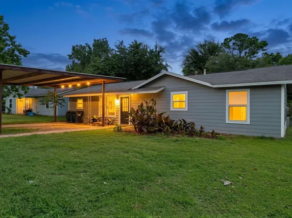 720 Dyer St, Rockdale, TX 76567