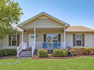 2076 Shawnee Ln, Greenbrier, TN 37073
