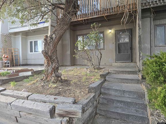 2nd image of 784 Badger Ln