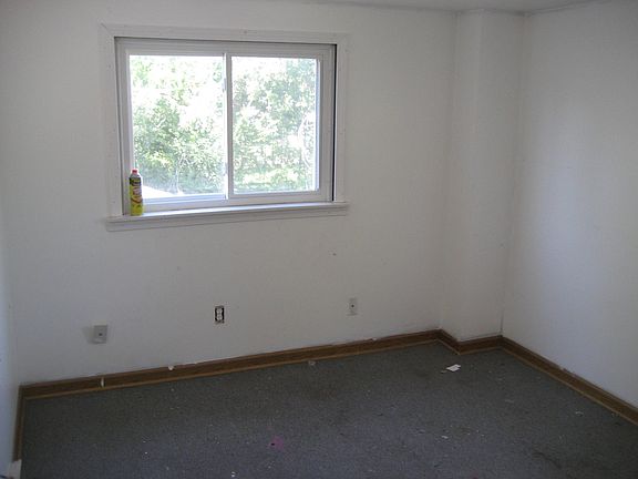3rd image of 403 N Warner St