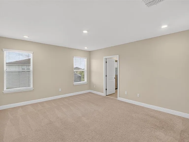 2546 Warren Acres Blvd — Photo 39