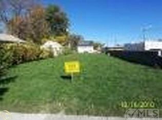 6828 Orchard Ave, Warren, MI 48091