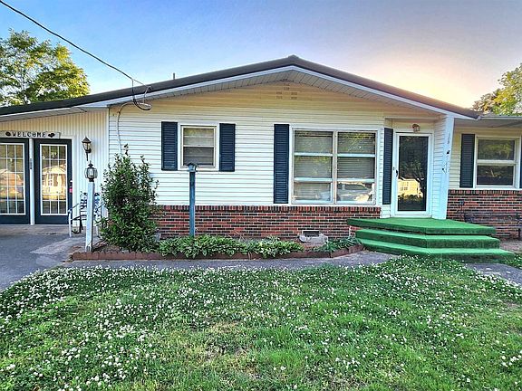 2nd image of 109 Hendrix St