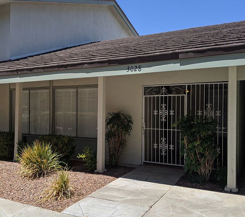 1st image of 3028 El Camino Ave