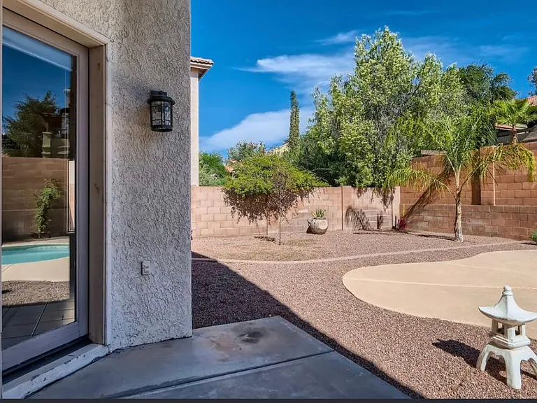 2920 N Sky Post Rd — Photo 5