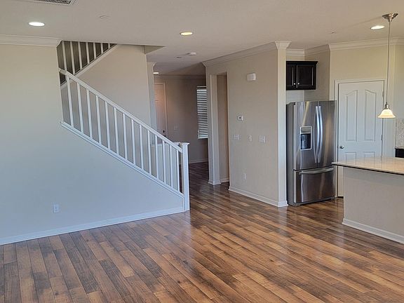 4th image of 311 Jacquelyn Ln