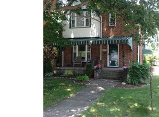 16620 Melgrave Ave, Cleveland, OH 44135