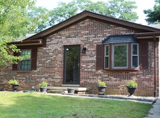 3773 Sundart Dr, Lexington, KY 40517