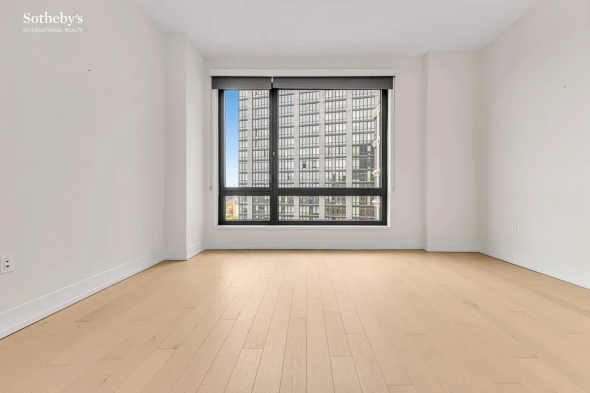 Building Photo - 550 Vanderbilt Ave #1416