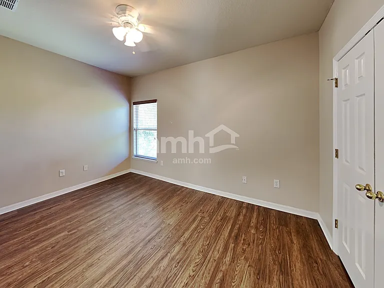 16103 Colchester Palms Dr — Photo 18