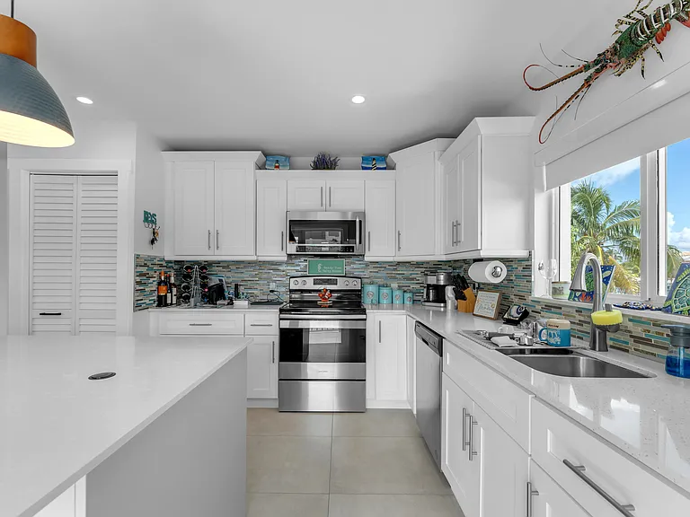 2 Sexton Cove Rd — Photo 5